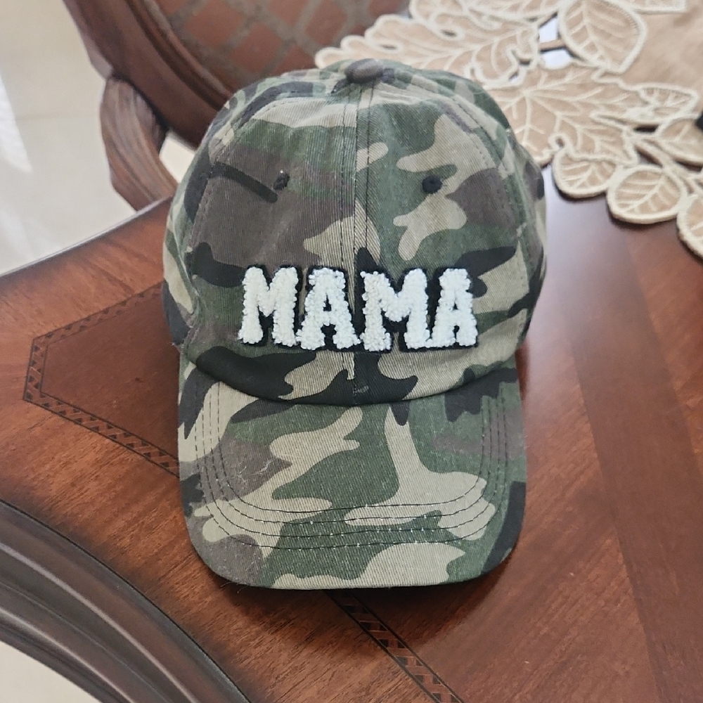 Camo 'MAMA' Cap